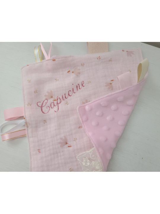 Doudou étiquettes double gaze coton BIO rose fleurie personnalisé tout doux