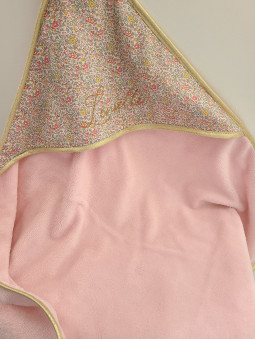 Cape de bain personnalisée prénom liberty Katie and Millie