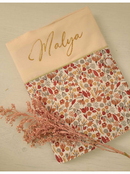 Protège carnet de santé coton floral terracotta personnalisable avec prénom