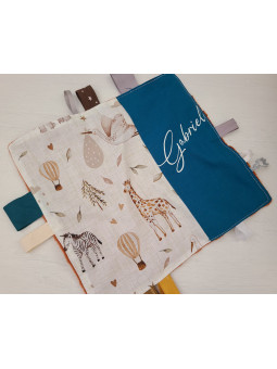 Doudou étiquettes bleu canard et beige petits animaux, personnalisé tout doux