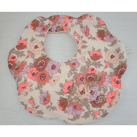 Bavoir fleur personnalisé en liberty Madeleine