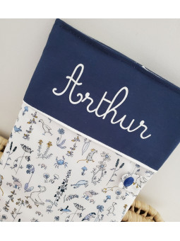 Protège carnet de santé liberty Theo blue dust, personnalisé avec prénom