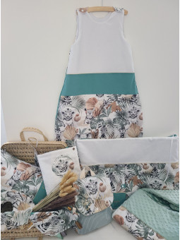 Protège carnet de santé thème jungle personnalisé avec prénom