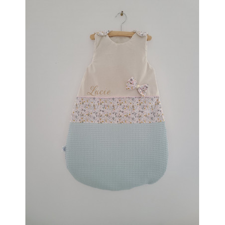 Gigoteuse personnalisée coton floral thème pastel
