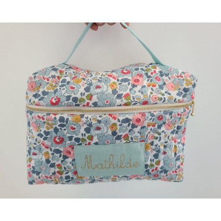Vanity trousse de toilette personnalisable en liberty Betsy porcelaine matelassé