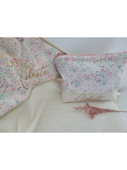 Cape de bain personnalisée prénom liberty Adelajada étoilé