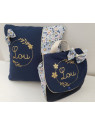 Coussin prénom dans couronne florale 40x40 cm liberty Betsy denim (ou coussin de sieste)