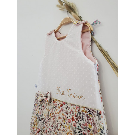 Gigoteuse "Petit Trésor" hiver personnalisée, plumetis et liberty Felda