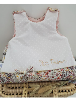 Gigoteuse "Petit Trésor" hiver personnalisée, plumetis et liberty Felda