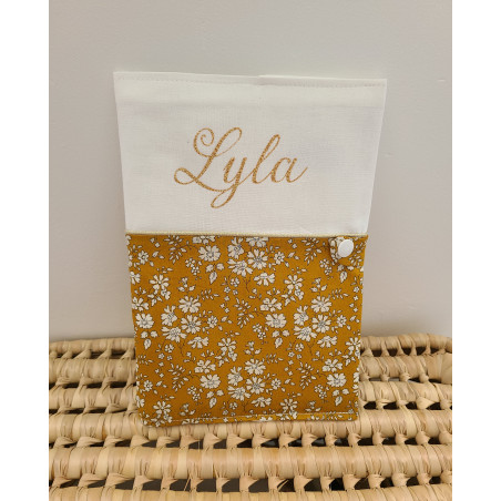 Protège carnet de santé liberty Capel moutarde, personnalisé avec prénom