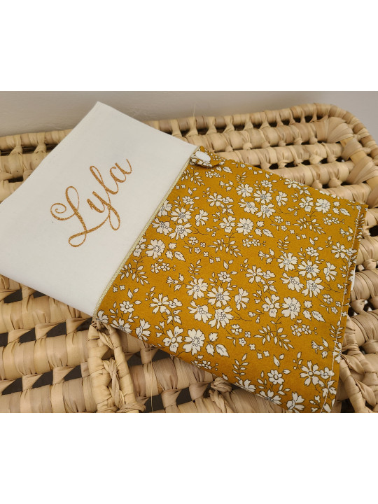 Protège carnet de santé liberty Capel moutarde, personnalisé avec prénom