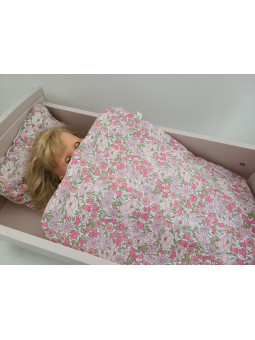 Parure pour lit de poupée en liberty Poppy and Daisy rose pailleté