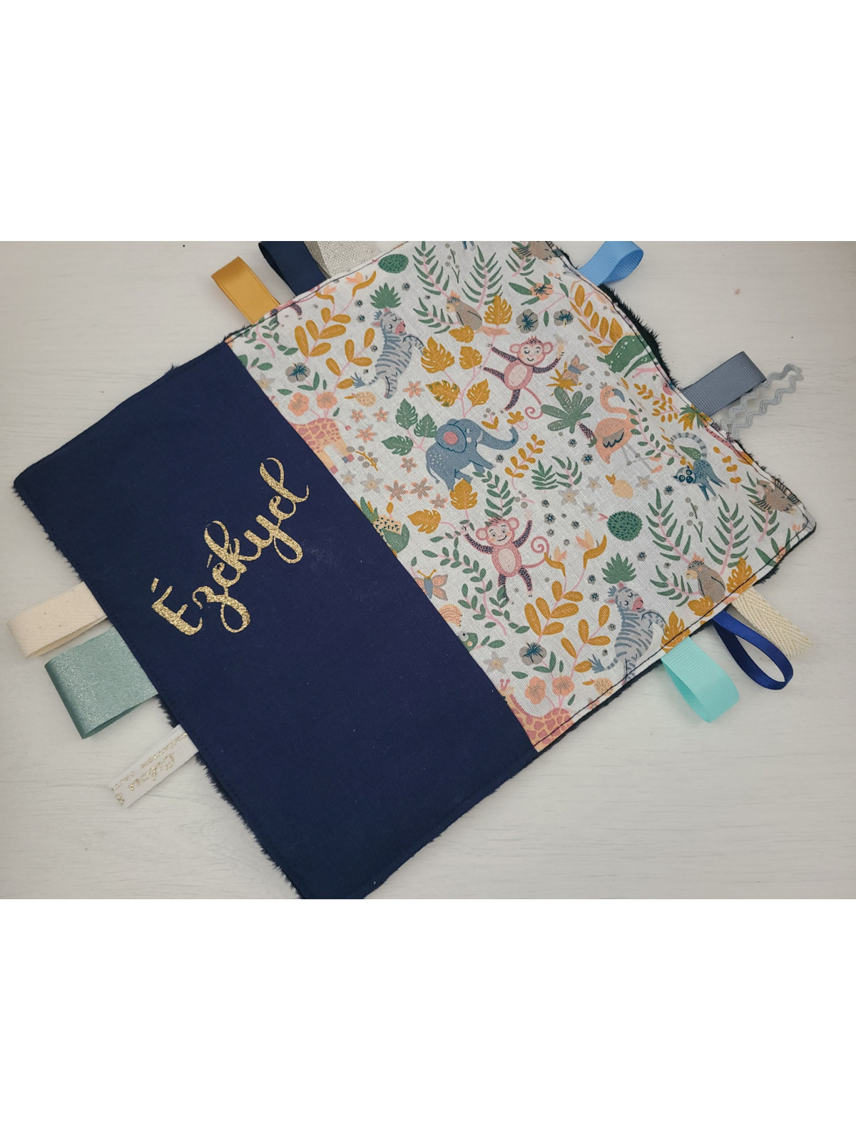 Doudou étiquettes petits animaux et coton marine personnalisé tout doux