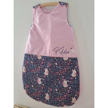 Gigoteuse 0-6 mois personnalisée thème renards en rose et marine