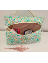 Vanity trousse de toilette personnalisable en liberty Betsy turquoise matelassé