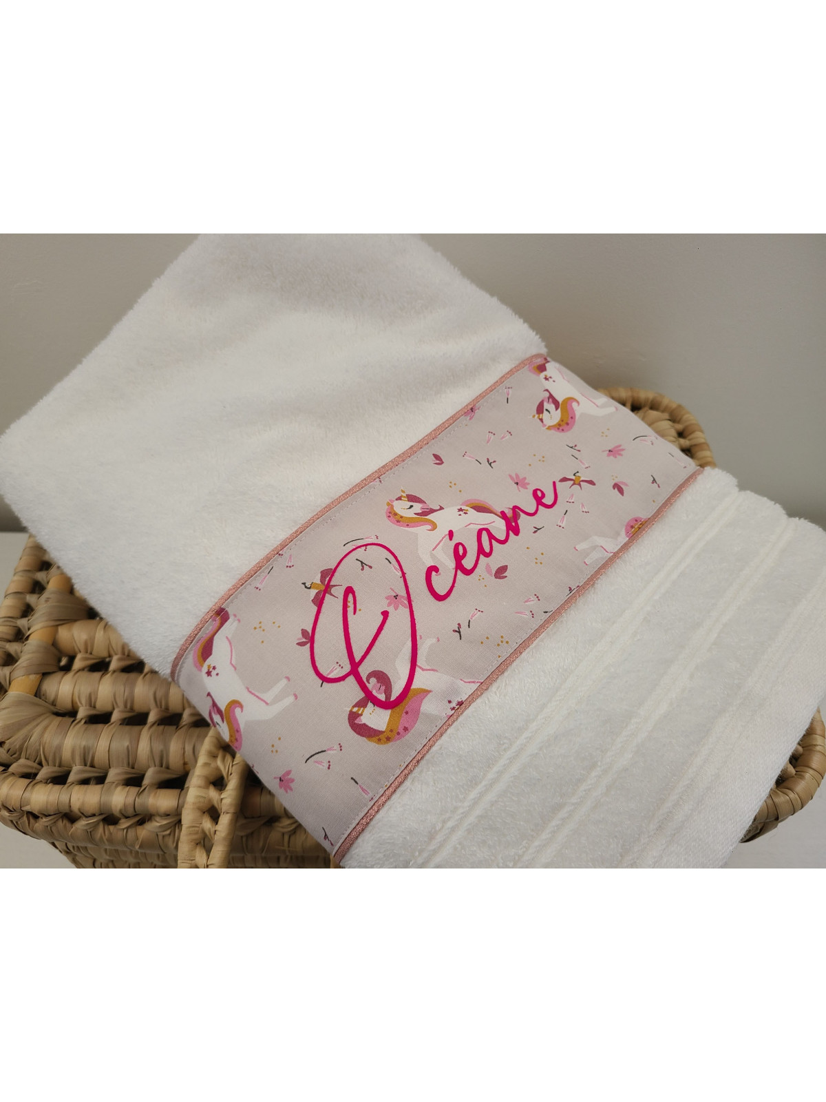 Drap de douche 70x140 éponge et coton licorne personnalisé