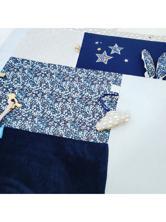 Tapis d'éveil ou de parc plusieurs textures, tons de bleu, gris, marine et liberty Wiltshire