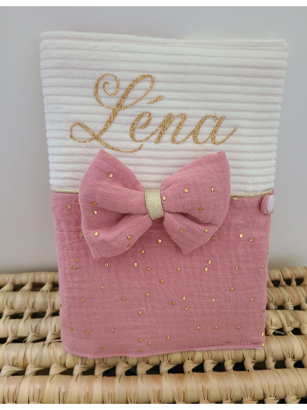 Protège carnet de santé en velours et double gaze personnalisé