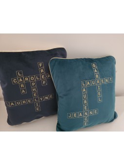 Coussin prénoms scrabble (cadeau anniversaire, mariage, fête mères, mamies...)