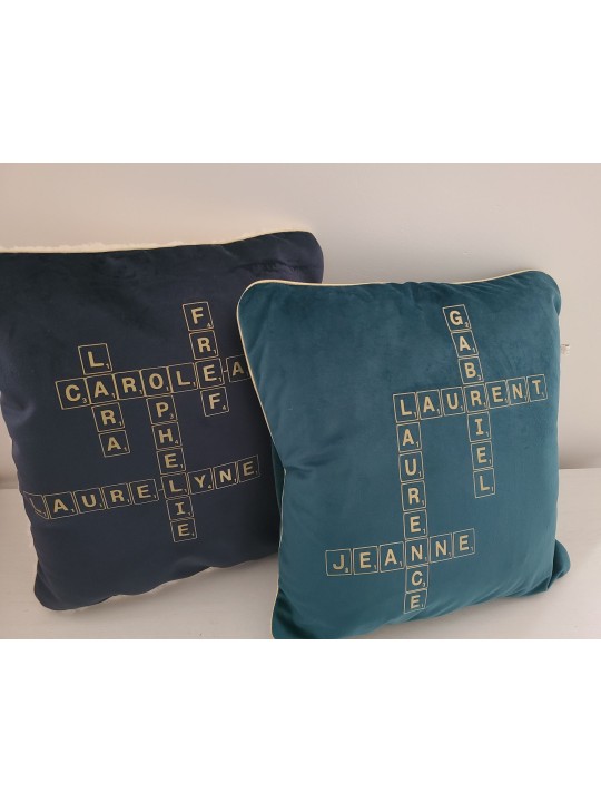 Coussin prénoms scrabble (cadeau anniversaire, mariage, fête mères, mamies...)