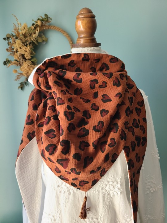 Chèche léopard coeurs en double gaze