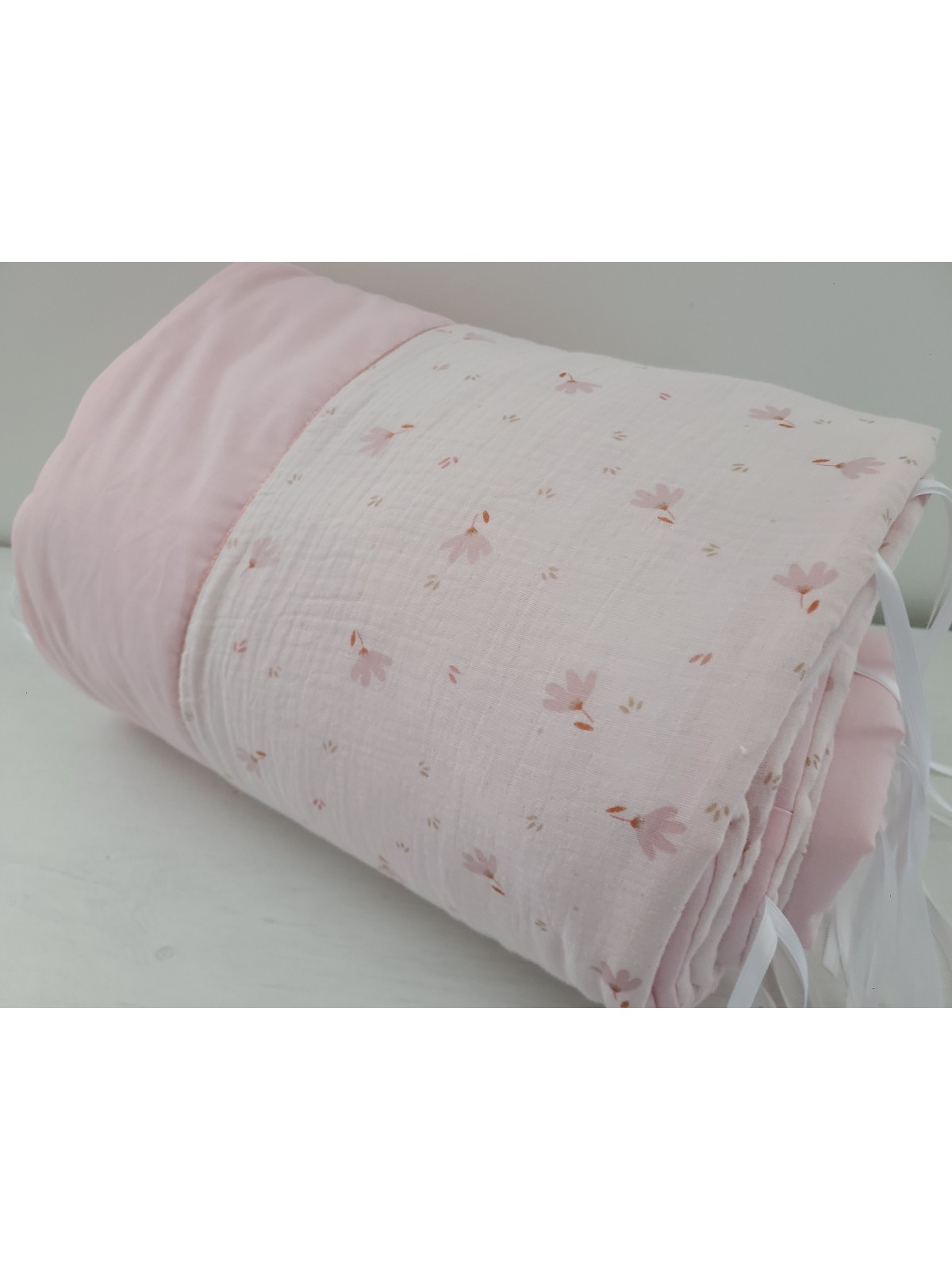 Tour de lit en double gaze de coton bio rose