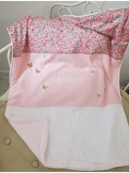 Couverture doublée minkee en liberty Wiltshire pois de senteur, blanc, rose et or