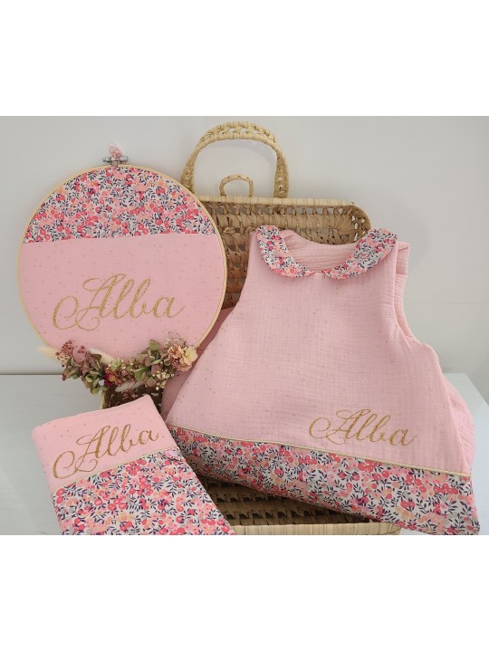 Couverture doublée minkee en liberty Wiltshire pois de senteur, blanc, rose et or