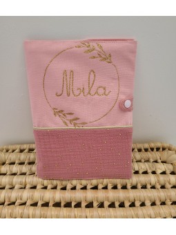 Protège carnet de santé double gaze rose et couronne florale personnalisable avec prénom