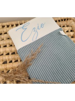 Protège-carnet de sante personnalisé velours vert céladon (cadeau naissance ...)