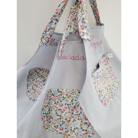 Tablier personnalisé en liberty Betsy porcelaine (choix de tailles)