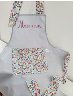 Tablier personnalisé en liberty Betsy porcelaine (choix de tailles)