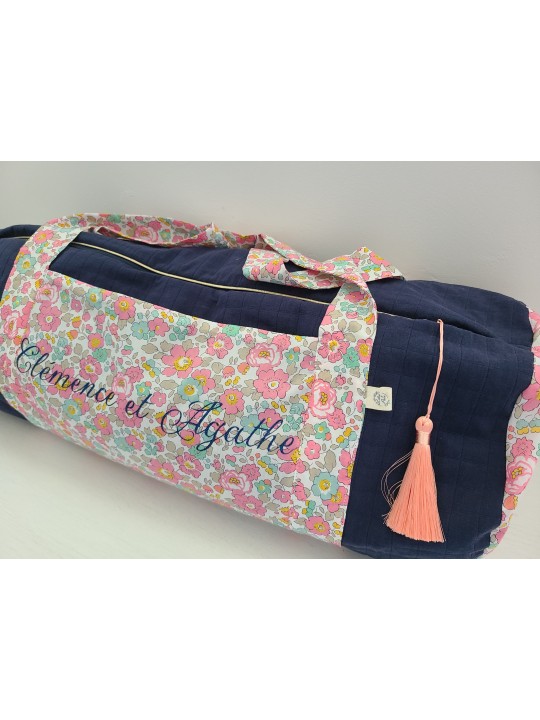 Sac bowling (sac week-end) en liberty Betsy cupcake/ matelassé, personnalisé