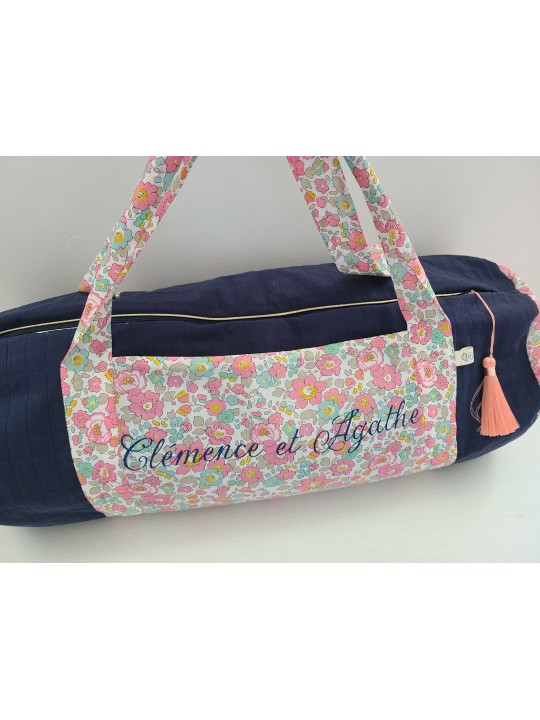 Sac bowling (sac week-end) en liberty Betsy cupcake/ matelassé, personnalisé