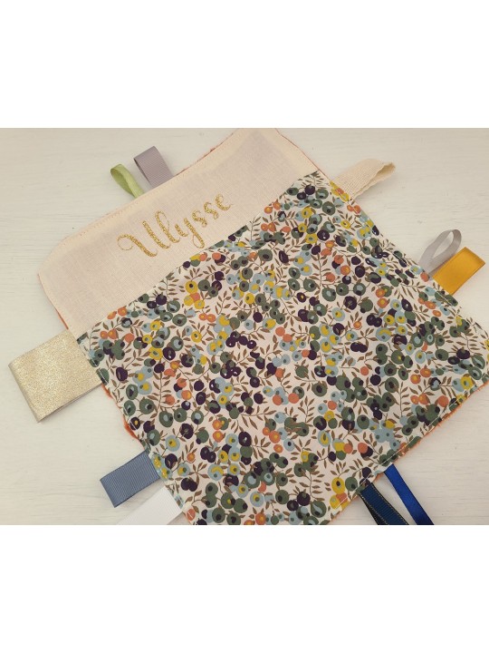 Doudou étiquettes liberty petits animaux personnalisé tout doux