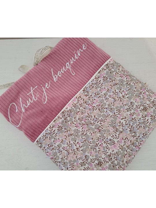 Pochette livre en velours et liberty wiltshire fluo