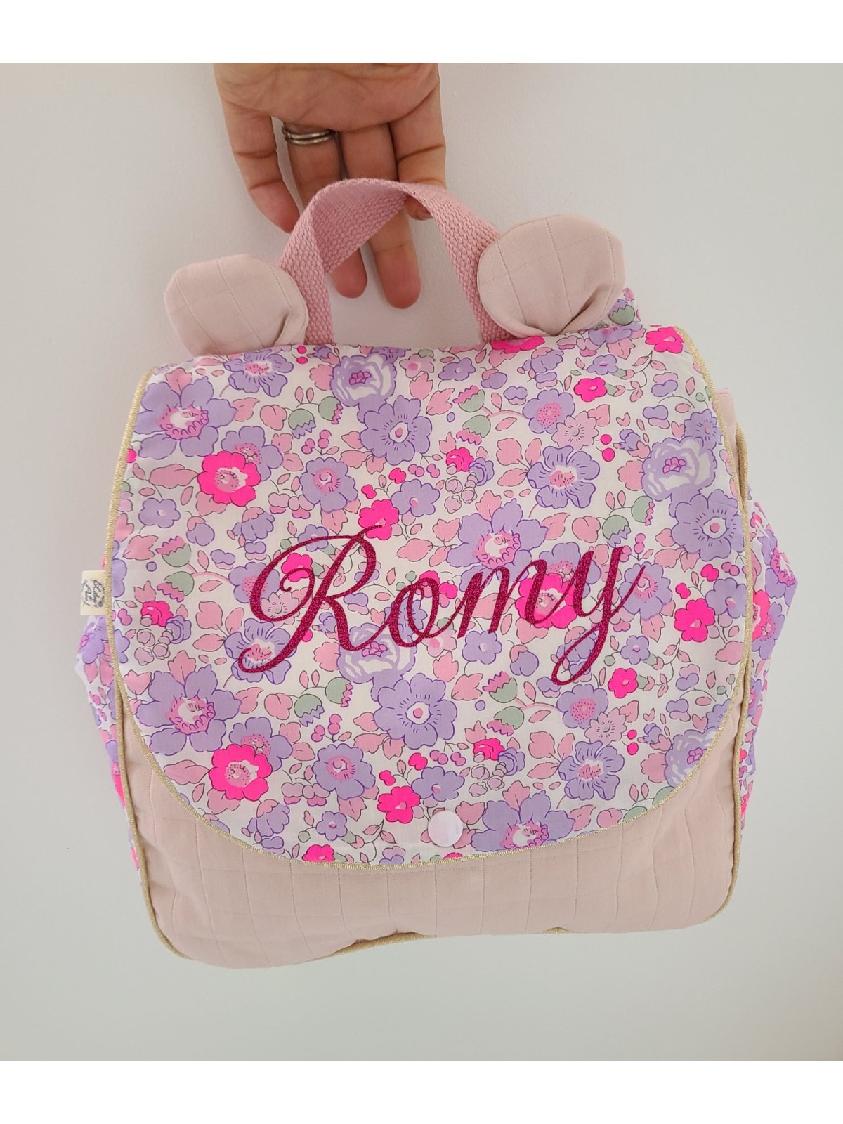Sac à dos personnalisé petites oreilles en liberty Betsy neon (pour crèche, nounou, maternelle)