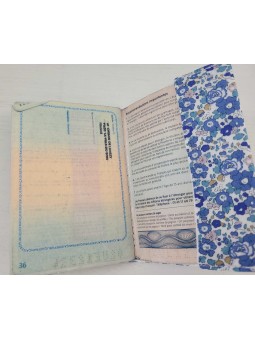 Protège passeport en liberty Betsy personnalisé