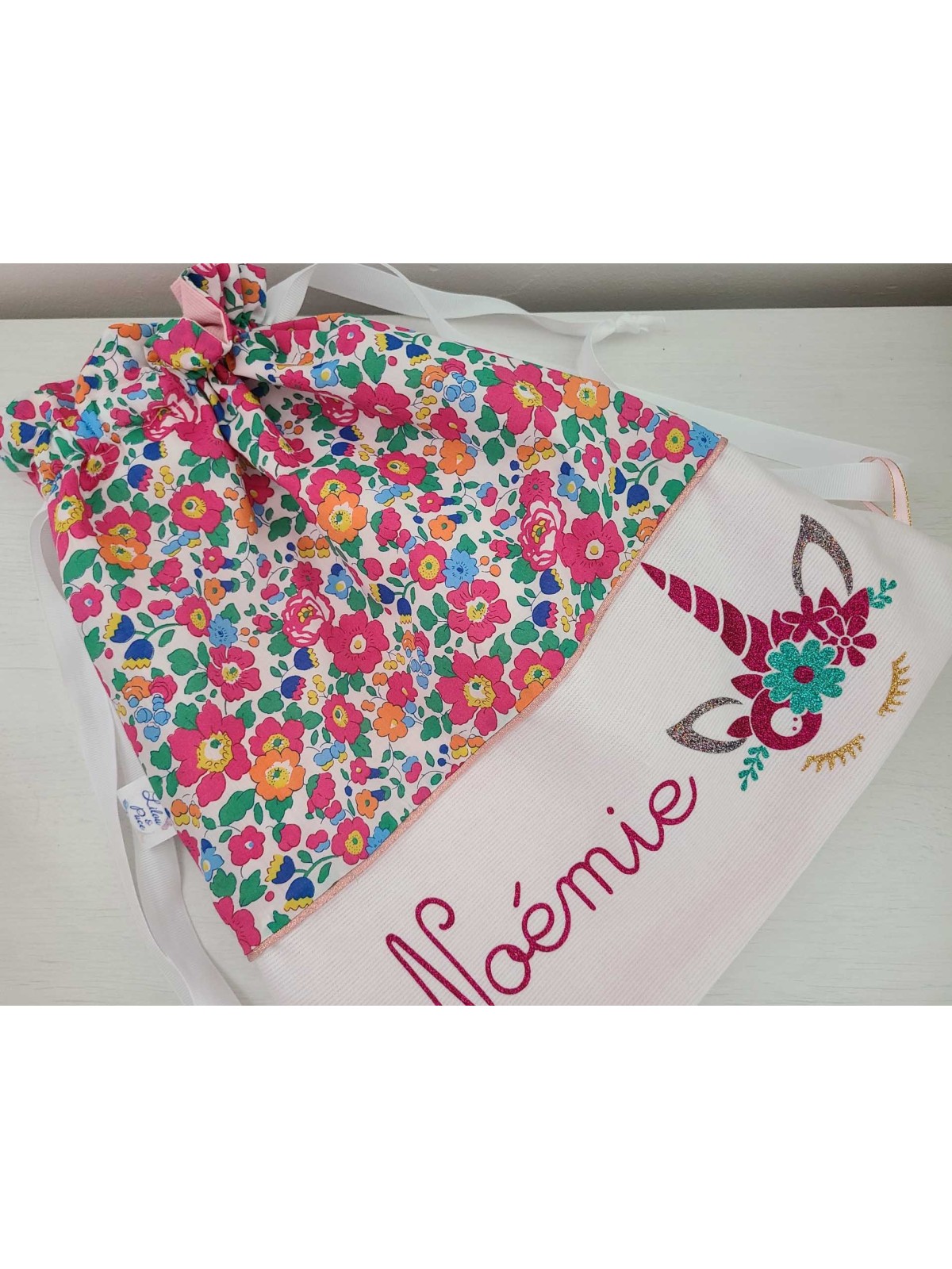 Sac pochon sac à dos personnalisable pour crèche ou maternelle liberty Betsy neon