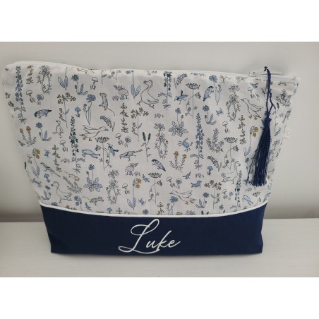 Trousse de toilette personnalisée pour bébé en liberty (doublée de coton enduit)