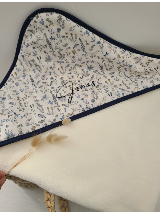 Trousse de toilette personnalisée pour bébé en liberty (doublée de coton enduit)