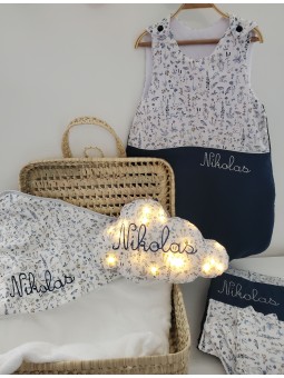 Trousse de toilette personnalisée pour bébé en liberty (doublée de coton enduit)