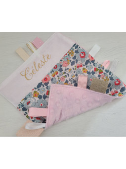 Doudou étiquettes liberty Betsy porcelaine personnalisé tout doux