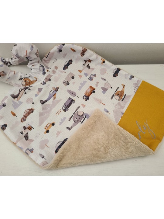 Grande serviette élastiquée et personnalisée pour maternelle en coton petits véhicules