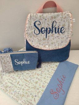 Grande serviette élastiquée liberty Theo pour maternelle ou tissus au choix