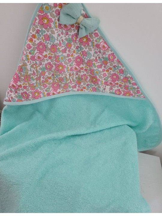 Cape de bain personnalisée prénom liberty Betsy cupcake