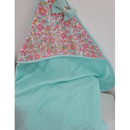 Cape de bain personnalisée prénom liberty Betsy cupcake