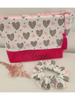 Trousse de toilette personnalisée prénom petits coeurs léopard (cadeau naissance, baptême, communion ...)