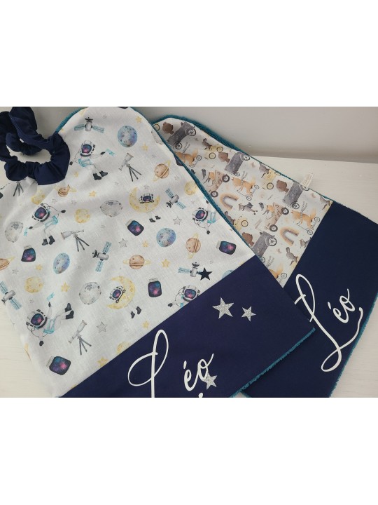 Grande serviette élastiquée et personnalisée pour maternelle en coton thème espace
