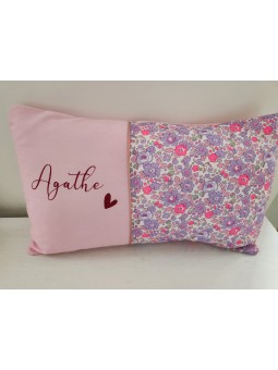 Coussin 30x50 personnalisé liberty betsy (coussin de sieste, cadeau de naissance ...)